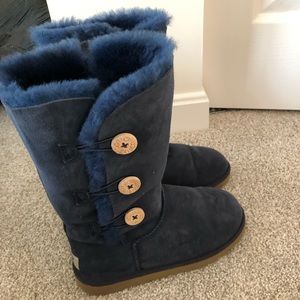 Navy blue uggs